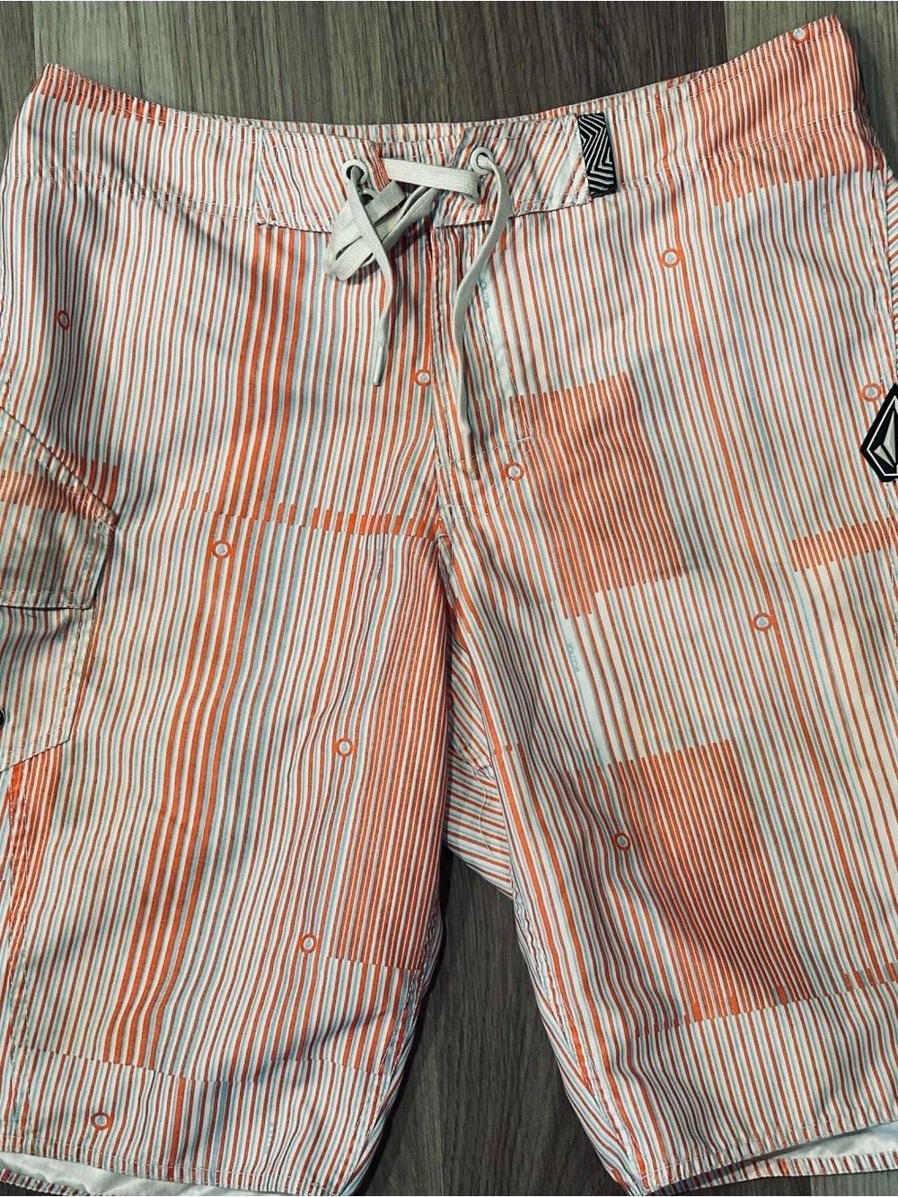 vintage Volcom orange and white striped checkered board shorts size 32